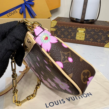 Cherry Blossom Murakami Pochette Accessoires - Level 5