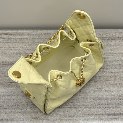 25 Hobo Bag Yellow Caviar Leather - Level X