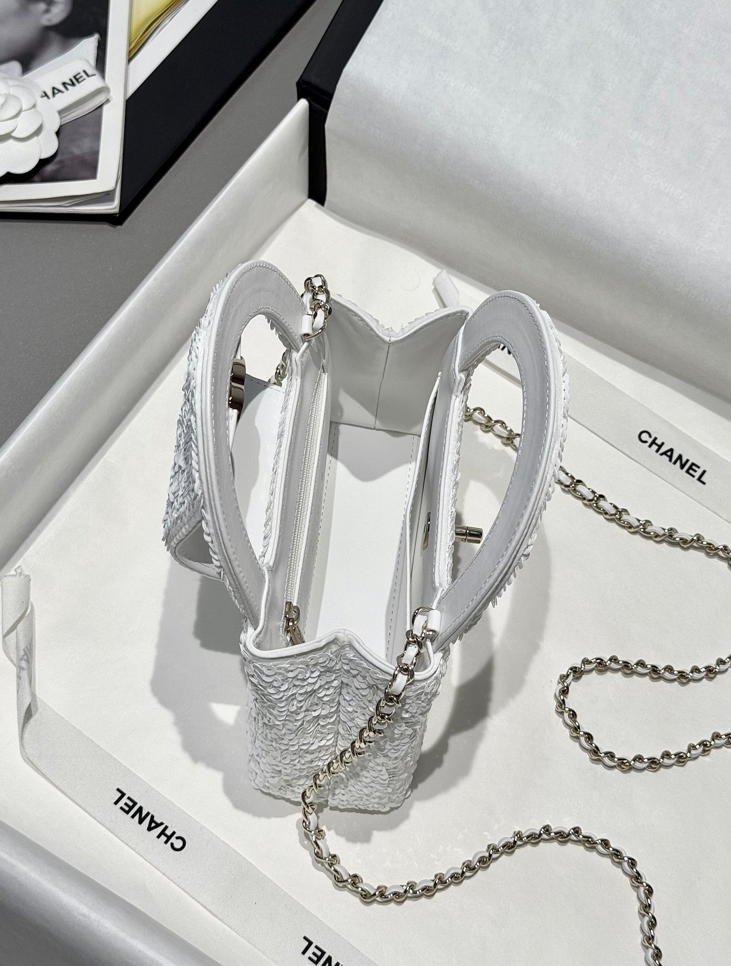 White Sequin Kelly Bag - Level 5