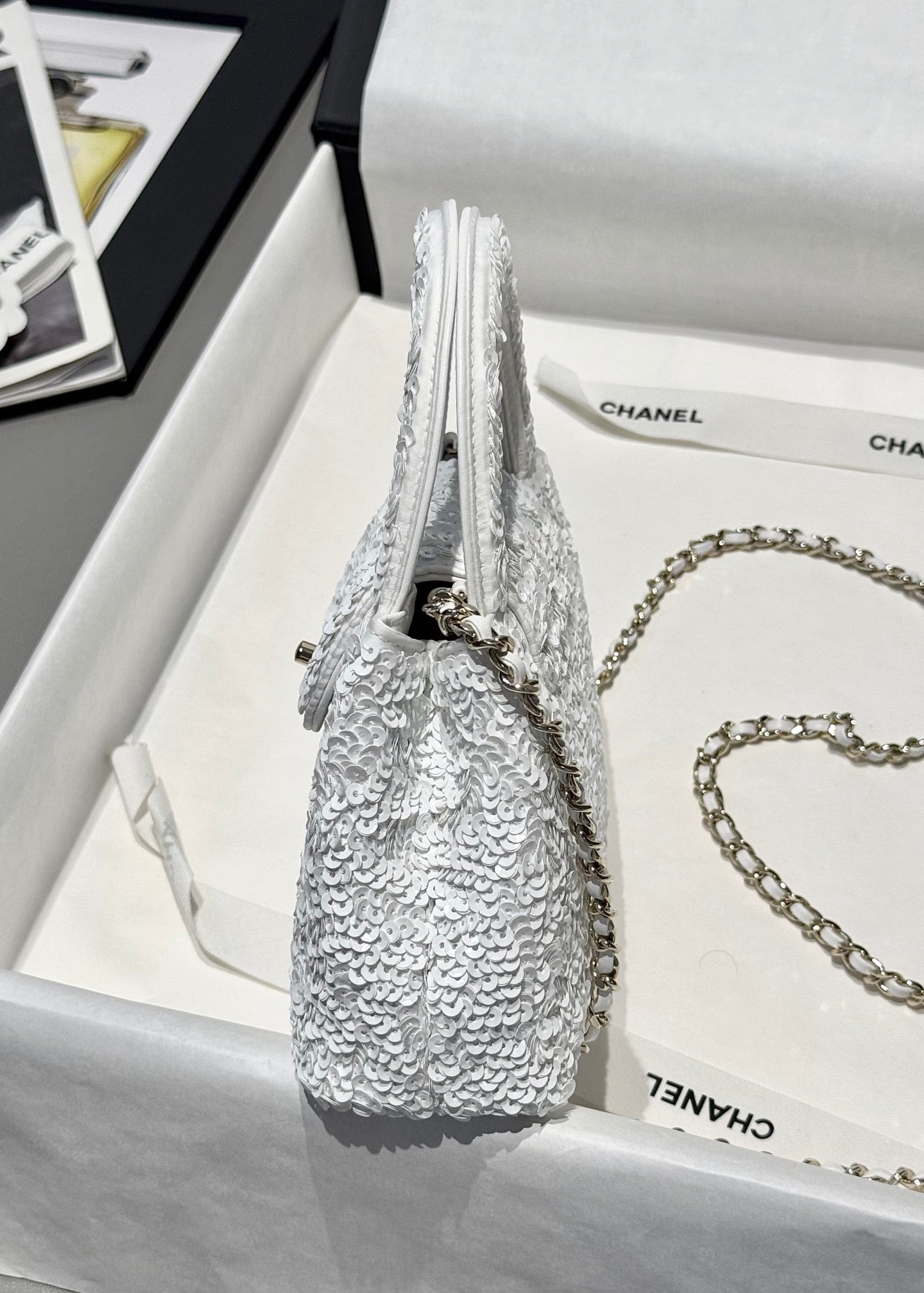 White Sequin Kelly Bag - Level 5