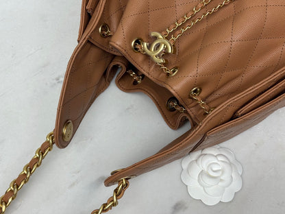 25 Hobo Bag Caramel Brown Caviar Leather - Level 5