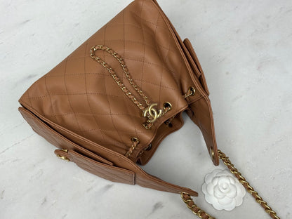25 Hobo Bag Caramel Brown Caviar Leather - Level 5