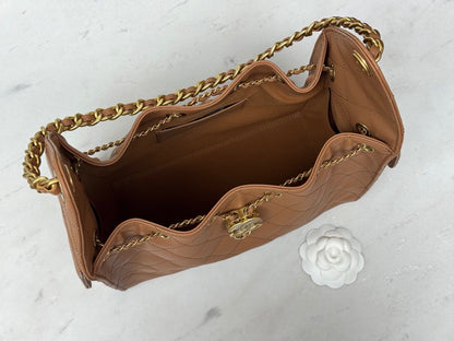 25 Hobo Bag Caramel Brown Caviar Leather - Level 5