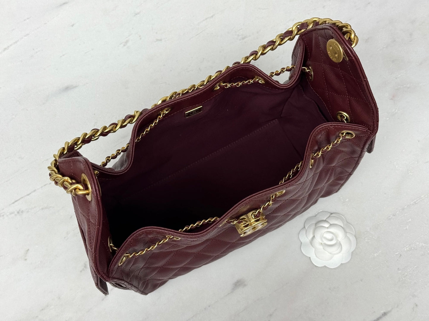 25 Hobo Bag Wine Red Caviar Leather - Level 5